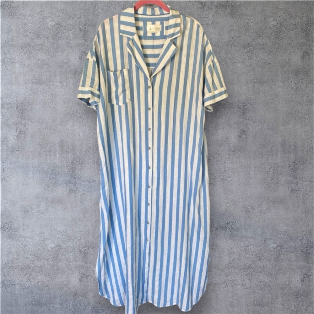 Anthropologie Crisp Blue and White Cuffed Sleeve Midi Dress
